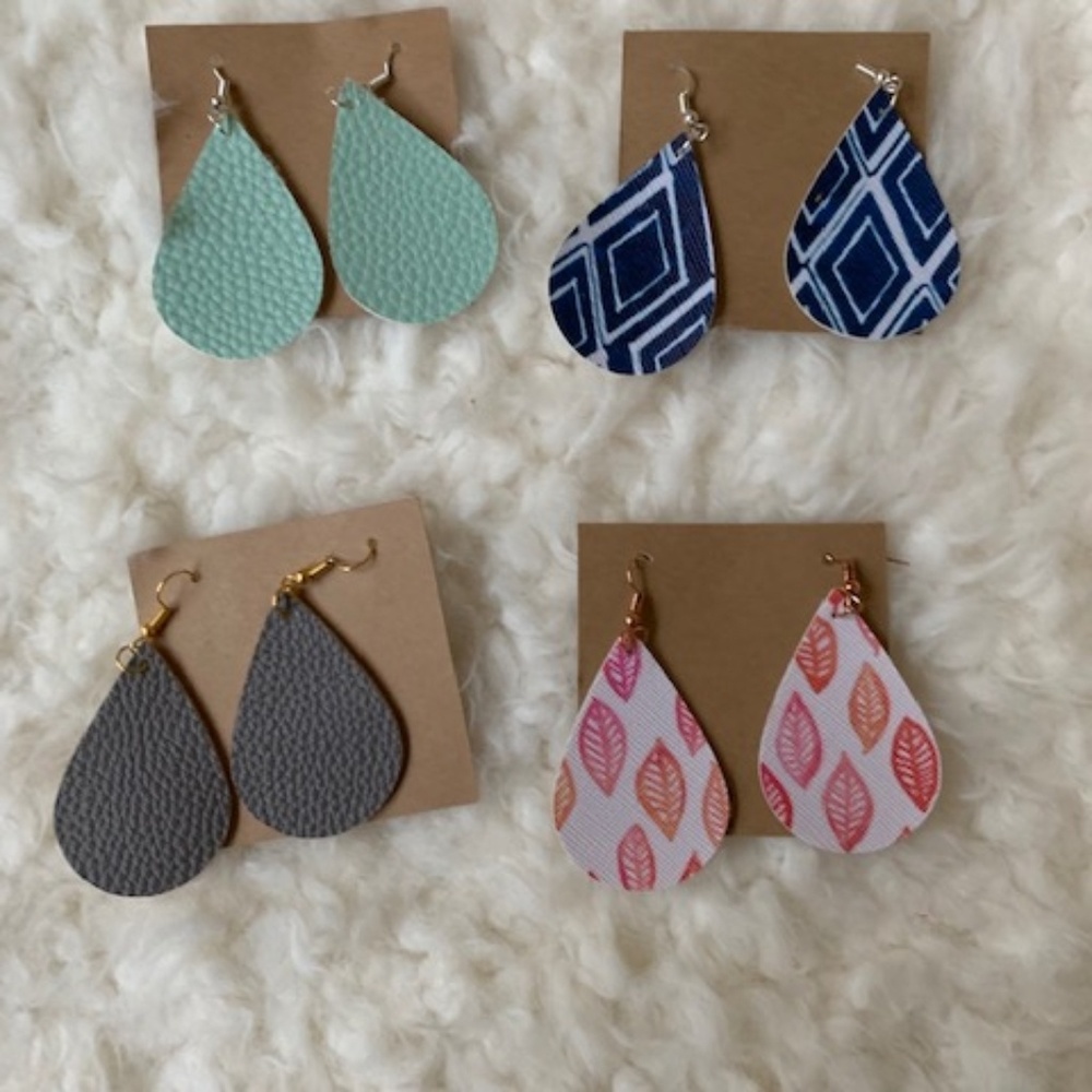 Fall in Love Earrings